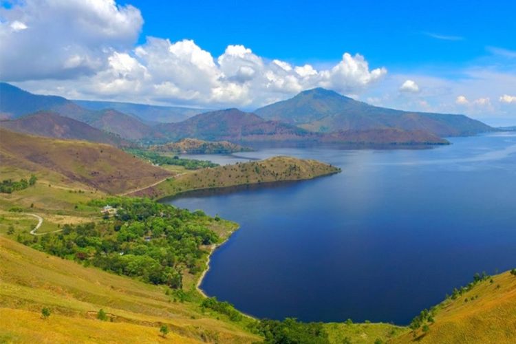 Cerita Rakyat Sumatra Utara Asal Usul Danau Toba dan Pulau Samosir
