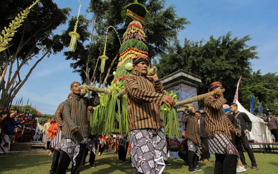 Keindahan Budaya Lokal yang Hilang