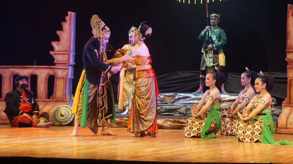 Keindahan Budaya Lokal yang Hilang