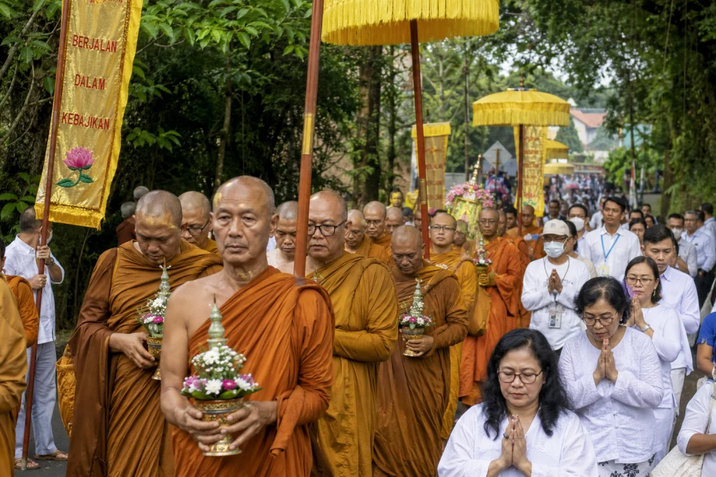 Ribuan Lampion Waisak Borobudur 31 Mei 2026, Estetika yang Bikin Dunia Terpukau